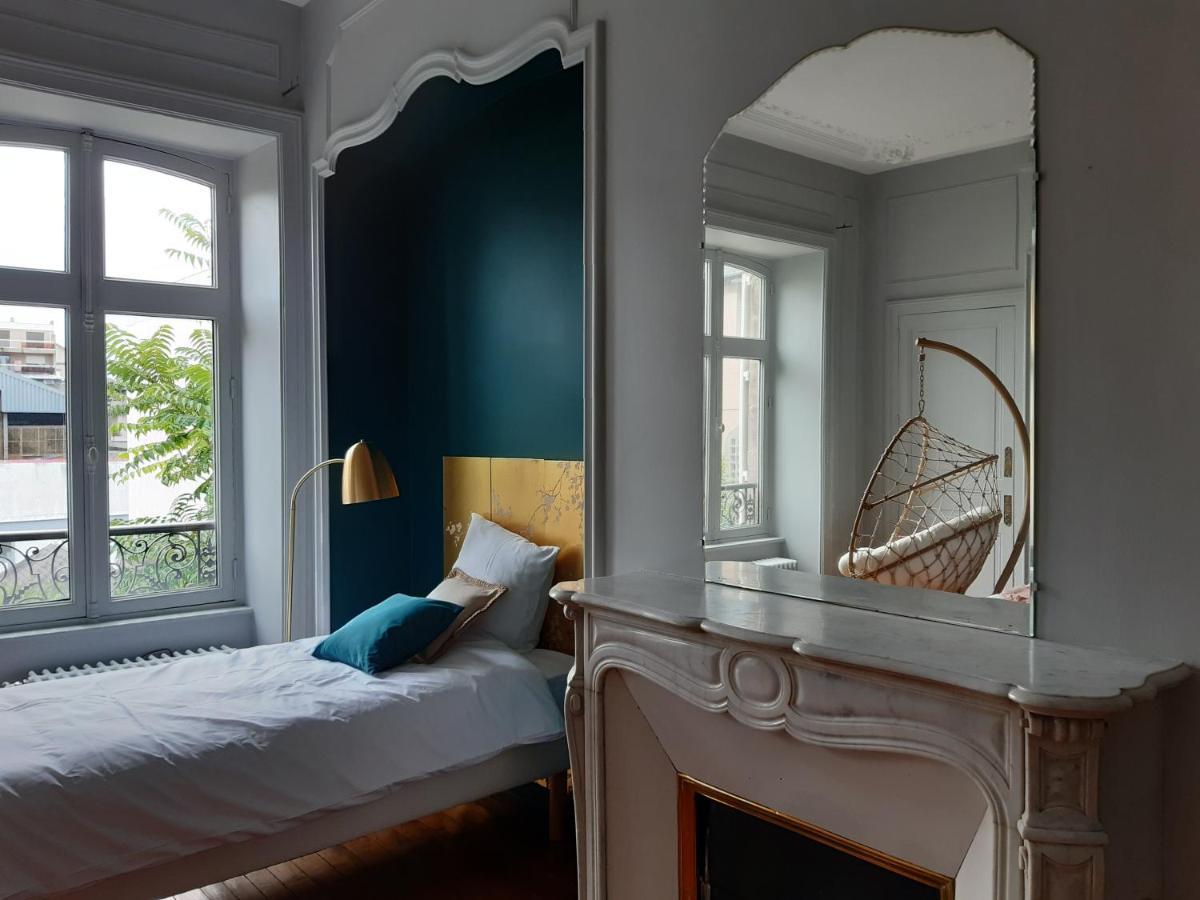 La Maison De Famille ลิมอจส์ ภายนอก รูปภาพ