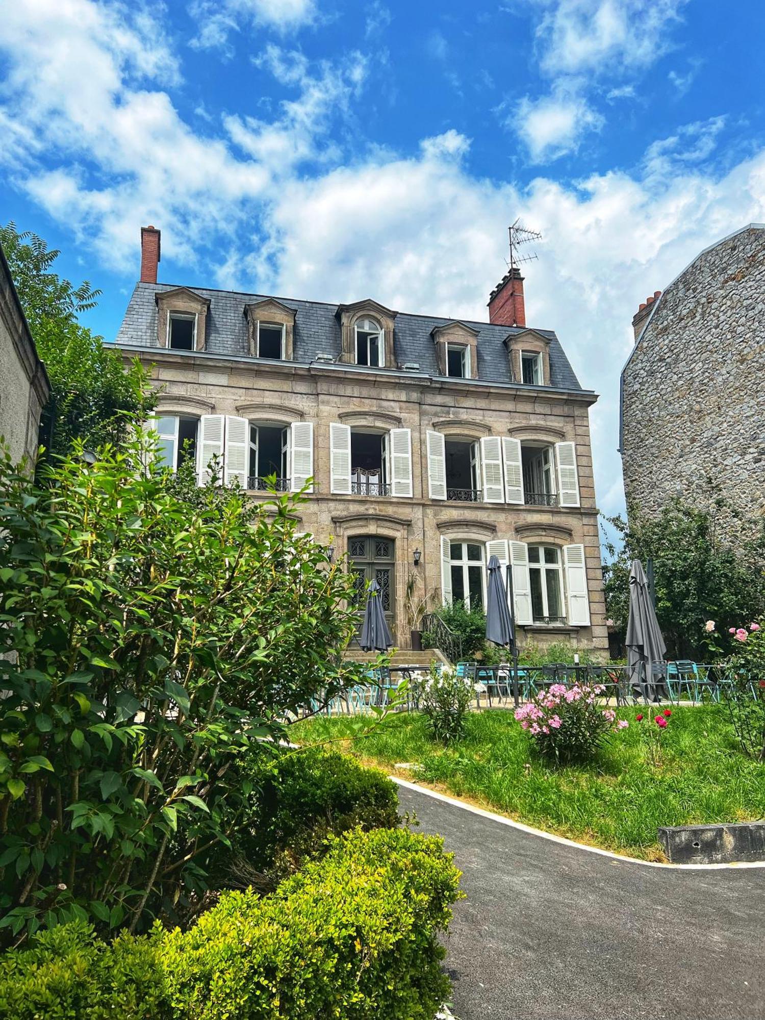 La Maison De Famille ลิมอจส์ ภายนอก รูปภาพ