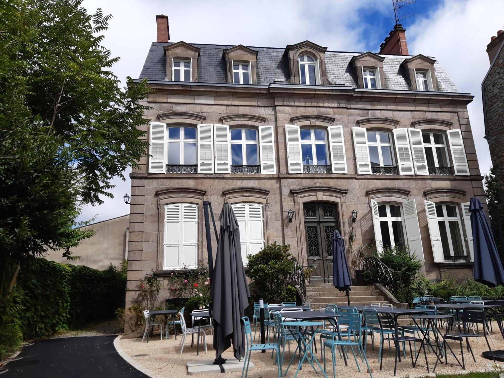 La Maison De Famille ลิมอจส์ ภายนอก รูปภาพ